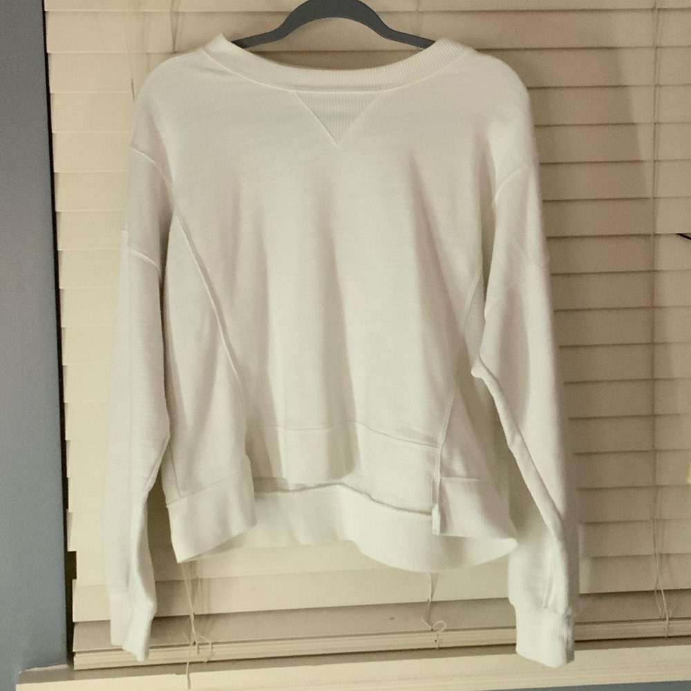 Time and Tru Women's Long Sleeve Top - White
